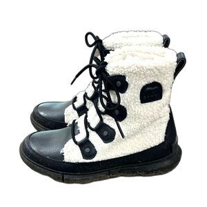 Sorel Boots Winter Womens Size 7 Shoes Cream Sherpa Black Pull-On Outdoors Snow